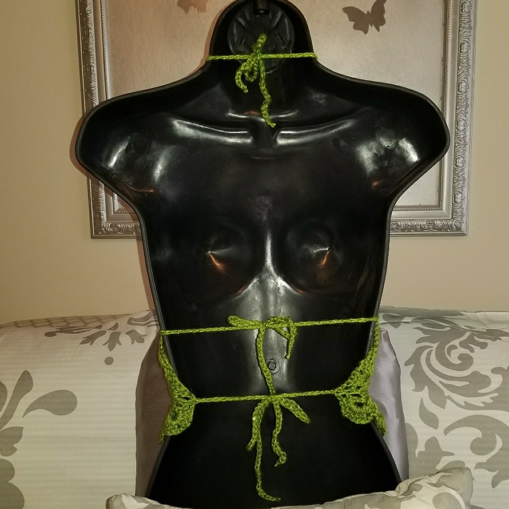 Handmade crochet Top - Picture 2 of 2
